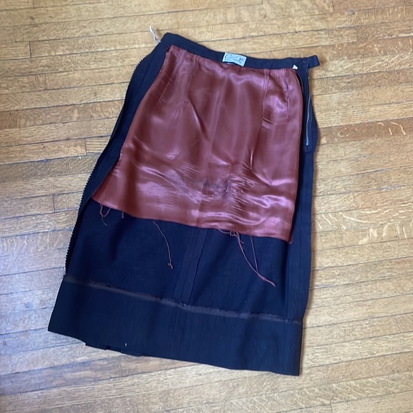 1940’s Chocolate Brown Wool Straight Skirt with X Design Details, Side Zip - Picture 11 of 15